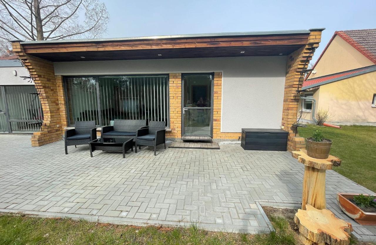 Ferienhaus Jonscher Koenigs Wusterhausen Luaran gambar